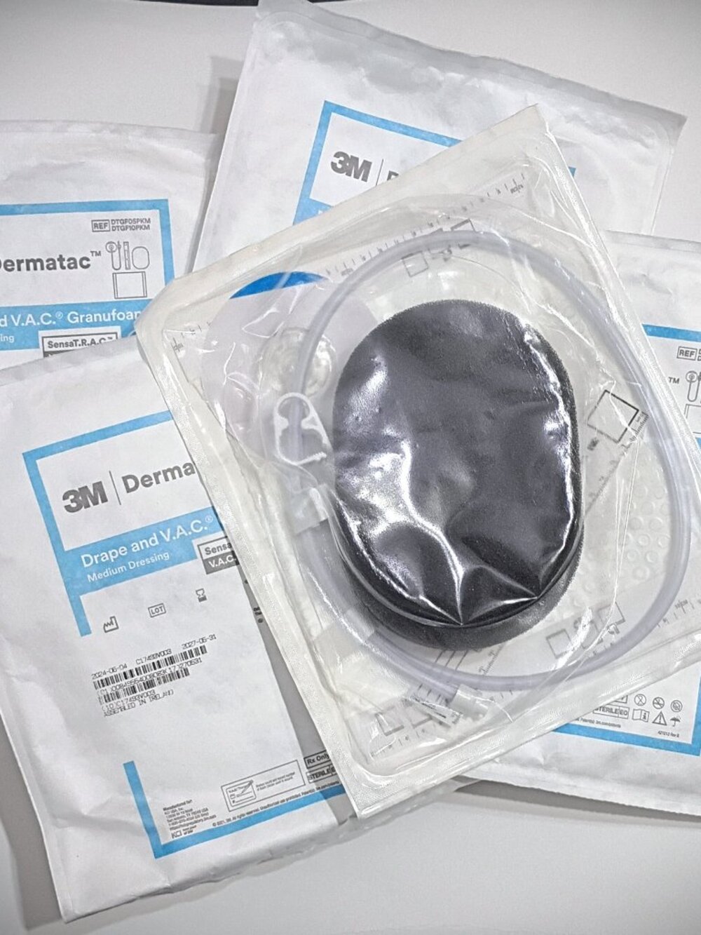 [Lot of 5]   3M (KCI) V.A.C. Foam Medium 2027-05-31